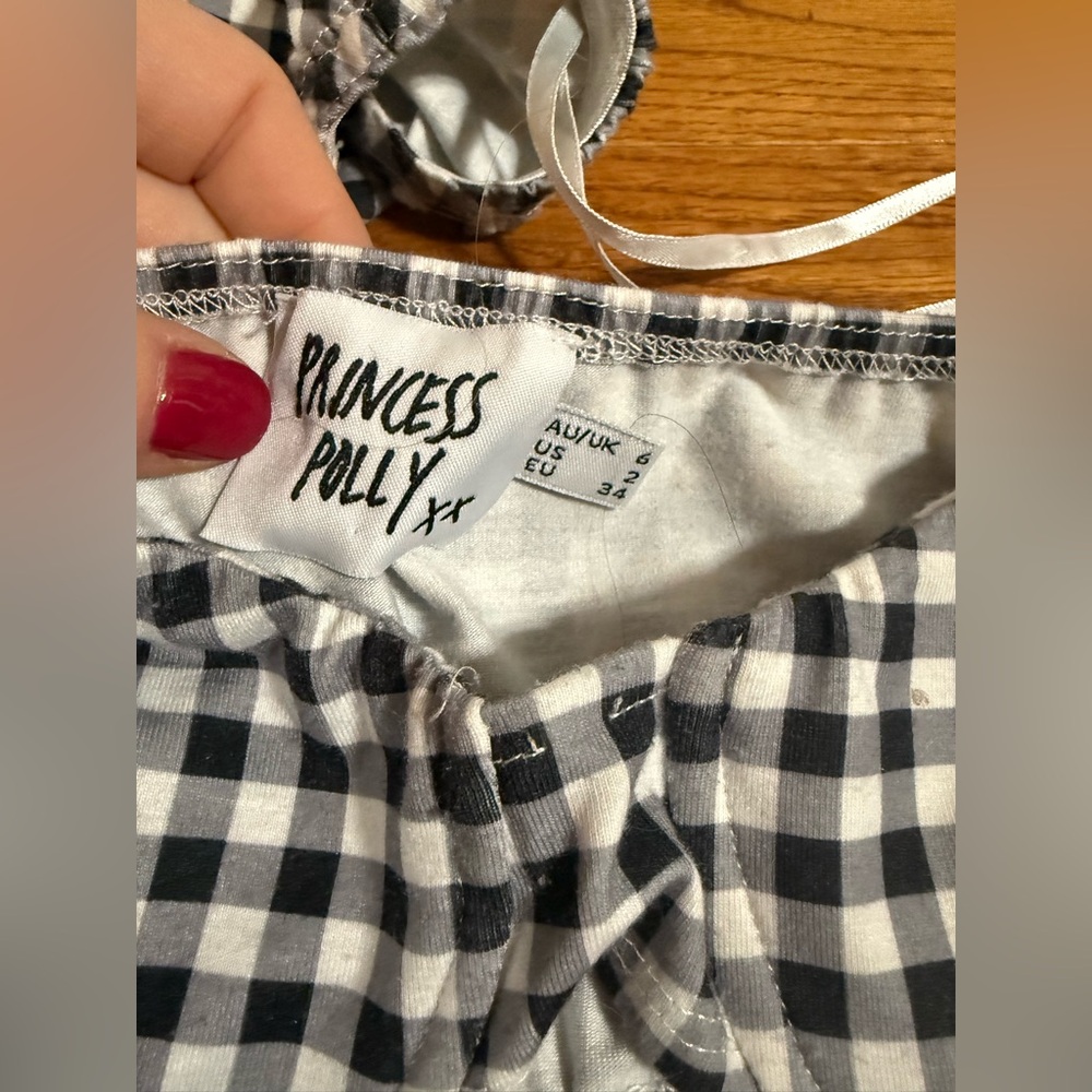 Princess Polly Monochrome Gingham Crop Top - Picture 3 of 4